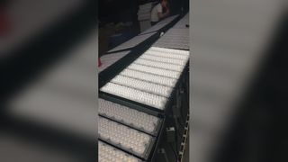 Посмотреть долговечное освещение наружного стадиона: демонстрация светодиодного модуля RFFL-11 IP65