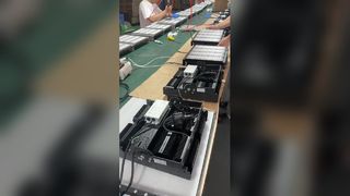 Изготовленные на заказ светодиодные светильники для стадионов мощностью 1000 Вт со сроком службы 50 000 часов и водонепроницаемостью IP67