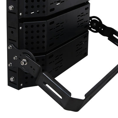 IP66 водонепроницаемый светодиодный прожектор со сроком службы 50000 часов и регулируемым углом 216° для стадионов и высотных мачт