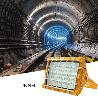 Взрывостойкий светодиодный светодиодный светодиод с экстренным IIC T6 стандартным IP65 водонепроницаемым и цветовой температурой 5500-6500K для опасных мест